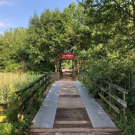 Holiday home Pure Wellness Bungalows 52 Hottub