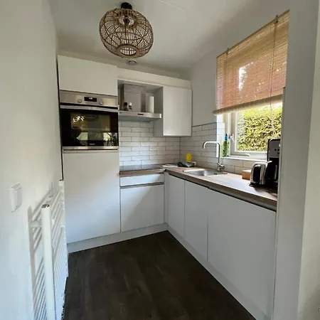 Pure Wellness Bungalows 52 Hottub Ewijk