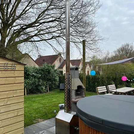 Pure Wellness Bungalows 52 Hottub Holiday home Ewijk