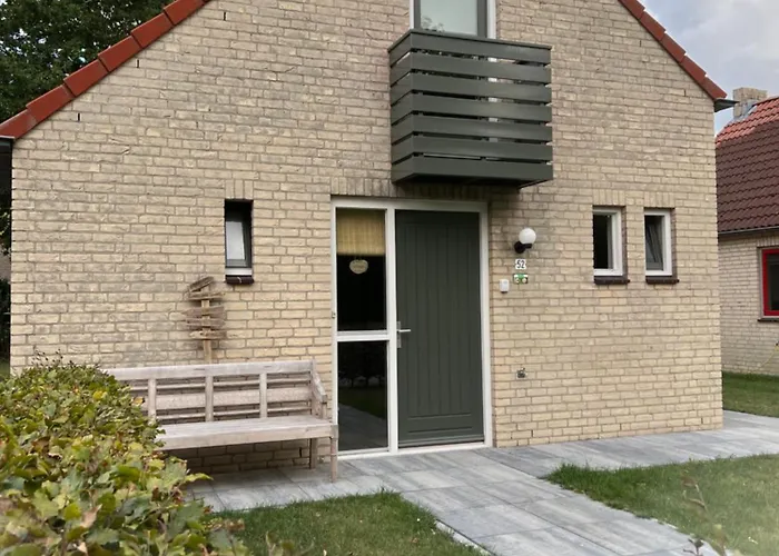 Pure Wellness 52 Sauna&hottub * Ewijk