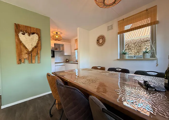 Pure Wellness 52 Sauna&hottub