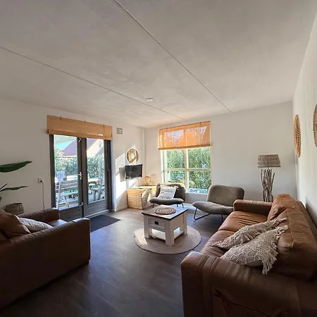 Pure Wellness 52 Sauna&hottub 度假居