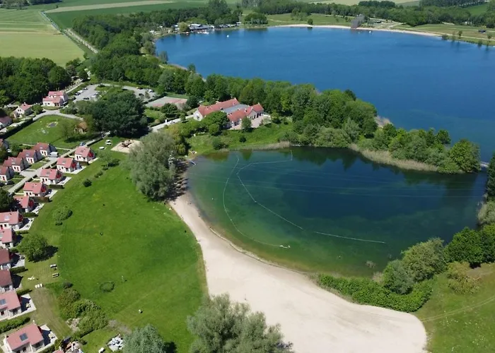 Pure Wellness 52 Sauna&hottub 度假居 *