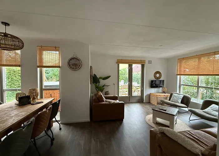 Pure Wellness 52 Sauna&hottub Ewijk